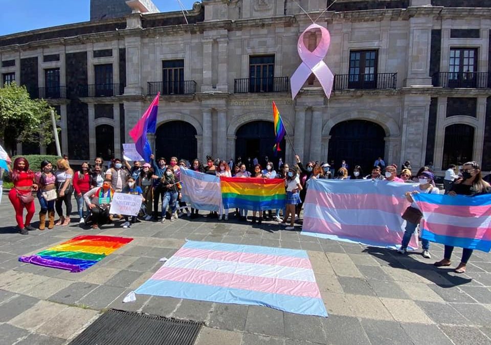 Prohíben terapias de reconversión sexual en el Estado de México